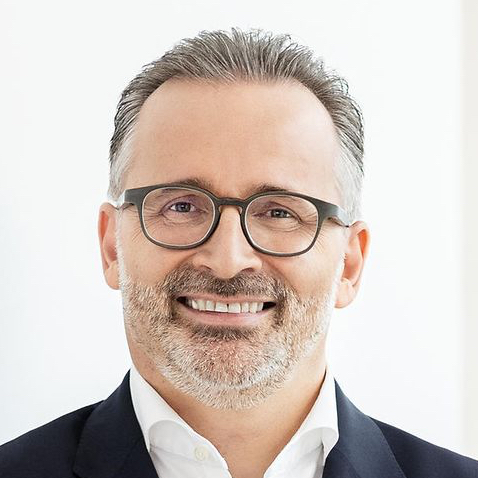 Carsten Knobel, Henkel